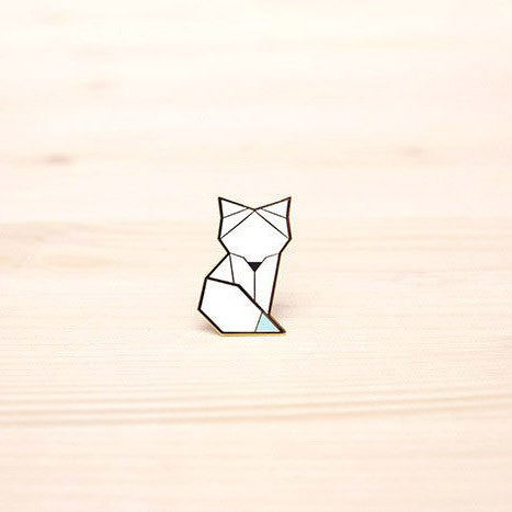Origami Pin – Arctic Fox