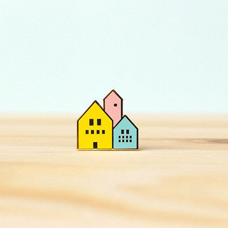 Origami Pin – Nordic Houses