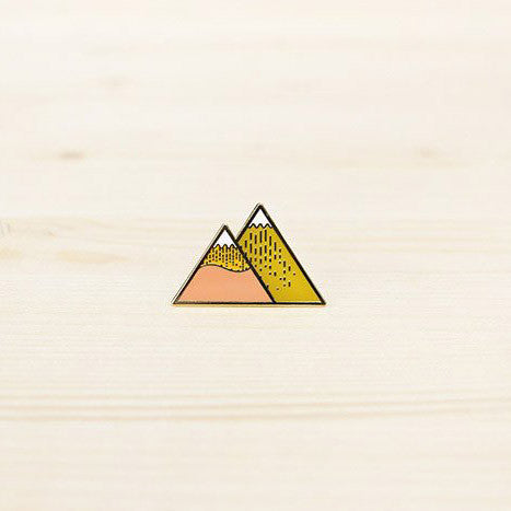 Origami Pin – Mountain