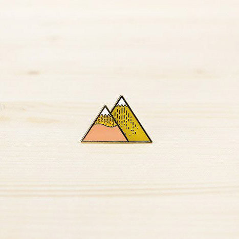 Pin – Mountain